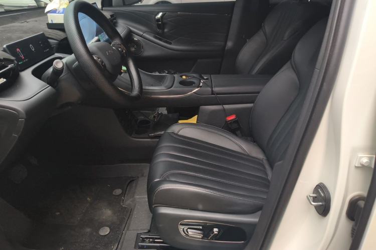 Used AION V 2024 Aion Tyrannosaurus 520 Smart Enjoy Edition Left Front Seat
