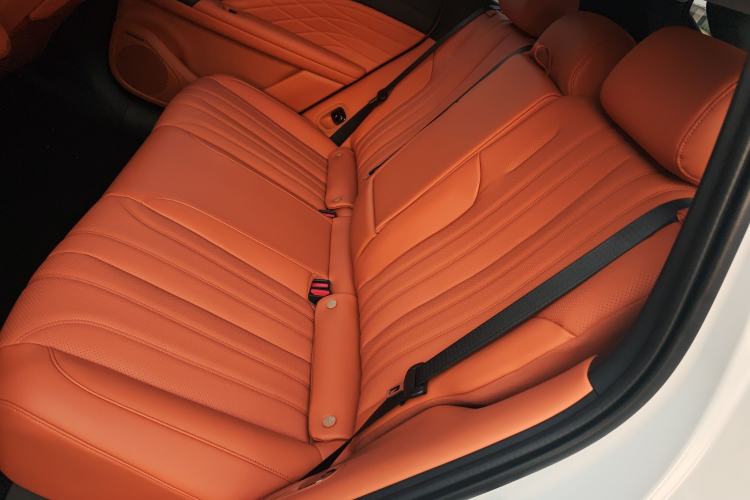 Used AION V 2024 Aion Tyrannosaurus 650 LiDAR Edition Left Rear Seat