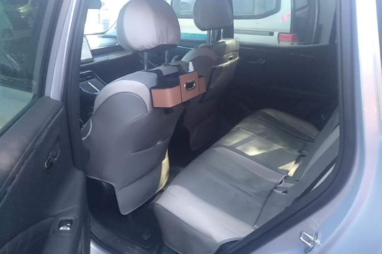 Used AION V 2024 Aion Tyrannosaurus 650 Smart Premium Edition Left Rear Seat