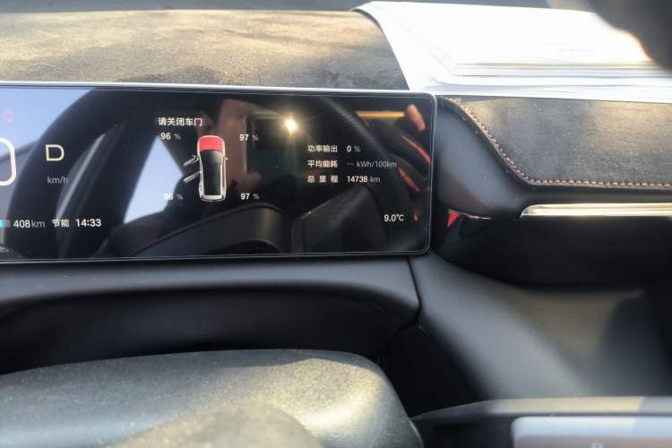 Used AION V 2024 Aion Tyrannosaurus 520 Smart Enjoy Edition Odometer Close Up
