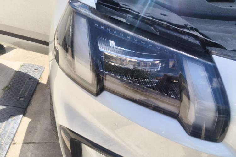 Used AION V 2024 Aion Tyrannosaurus 520 Smart Luxury Edition Right Front Headlight