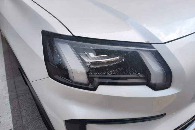 Used AION V 2024 Aion Tyrannosaurus 520 Smart Enjoy Edition Right Front Headlight