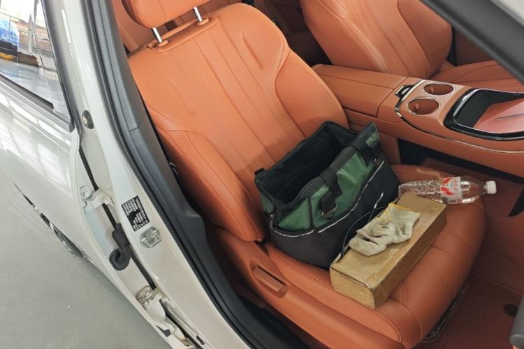 Used AION V 2024 Aion Tyrannosaurus 520 Smart Luxury Edition Right Front Seat