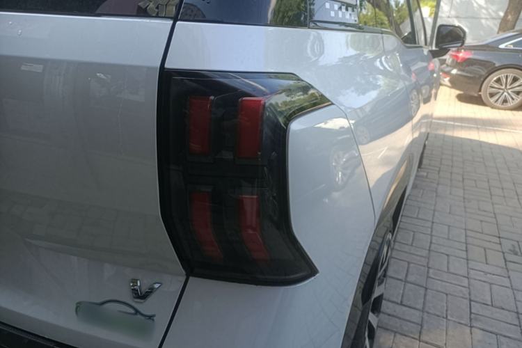 Used AION V 2024 Aion Tyrannosaurus 520 Intelligent Premium Edition Right Rear Taillight