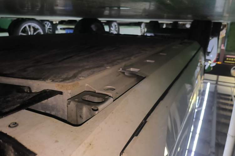 Used AION V 2024 Aion Tyrannosaurus 520 Smart Luxury Edition Right Side Sill