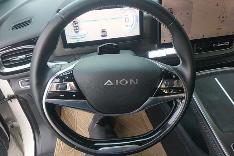 Used AION V 2024 Plus 70 Star Edition Lithium Iron Phosphate Steering Wheel