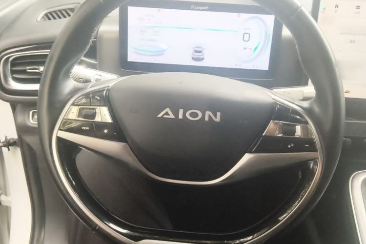 Used AION V 2024 Plus 70 Star Edition Lithium Iron Phosphate Steering Wheel