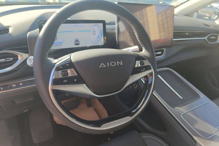 Used AION V 2024 Plus 70 Star Edition Lithium Iron Phosphate Steering Wheel