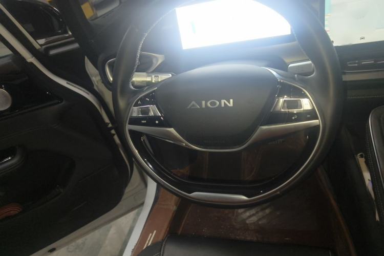 Used AION V 2024 Plus 70 Smart Edition Ternary Lithium Steering Wheel