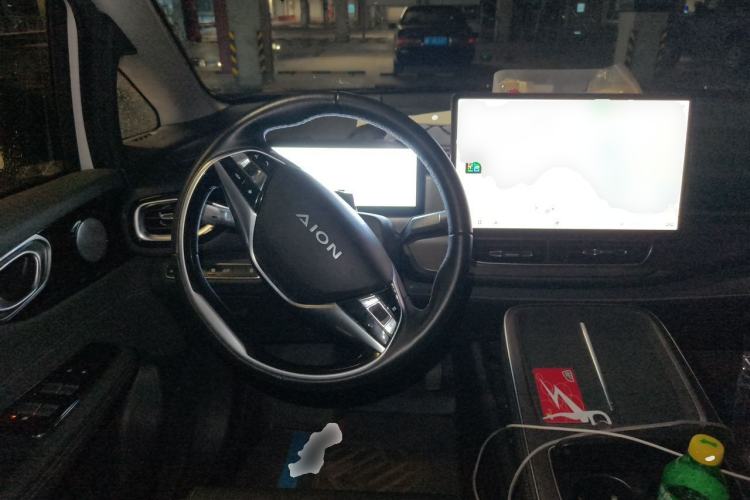 Used AION V 2024 Plus 70 Tech Edition Lithium Iron Phosphate Steering Wheel