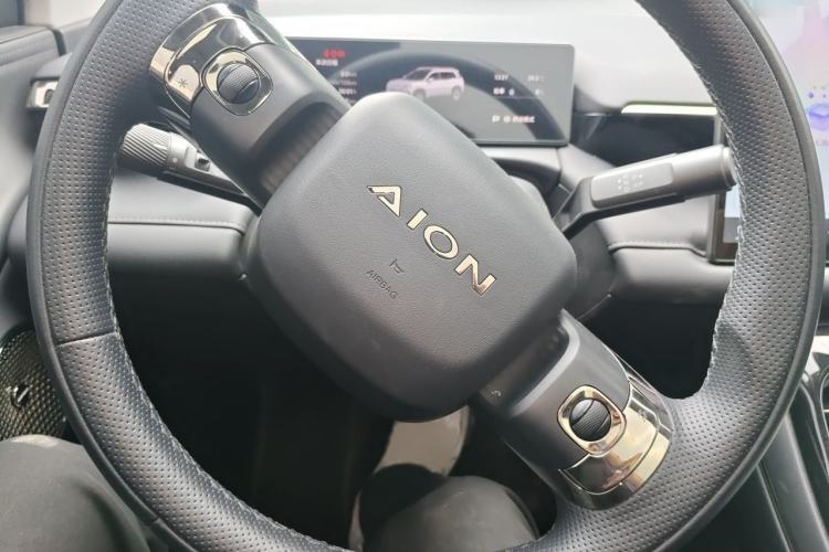 Used AION V 2024 Aion Tyrannosaurus 650 Smart Premium Edition Steering Wheel