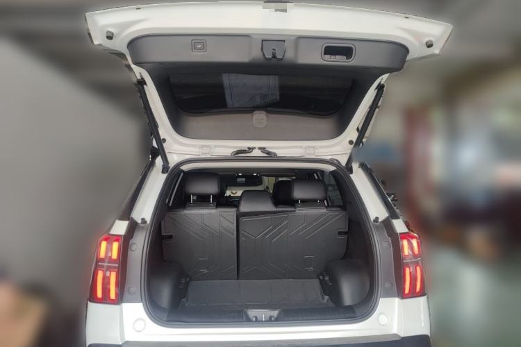 Used AION V 2024 Aion Tyrannosaurus 520 Intelligent Premium Edition Trunk