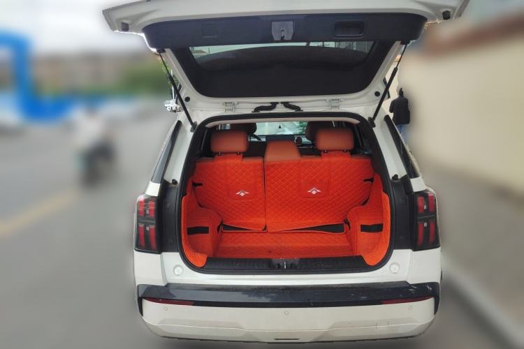 Used AION V 2024 Aion Tyrannosaurus 650 Smart Luxury Edition Trunk