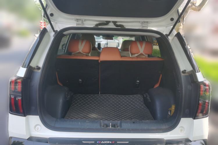 Used AION V 2024 Aion Tyrannosaurus 520 Smart Luxury Edition Trunk