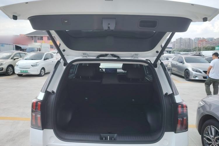 Used AION V 2024 Aion Tyrannosaurus 520 Intelligent Premium Edition Trunk