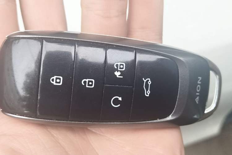 Used AION V 2024 Plus 70 Star Edition Lithium Iron Phosphate Vehicle Key