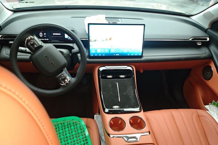 Used AION V 2024 Aion Tyrannosaurus 520 Smart Luxury Edition Center Console