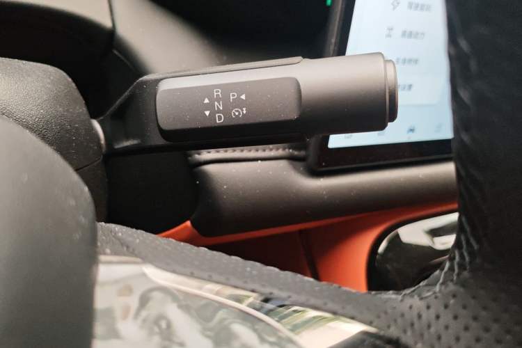 Used AION V 2024 Aion Tyrannosaurus 520 Smart Luxury Edition Gear Lever