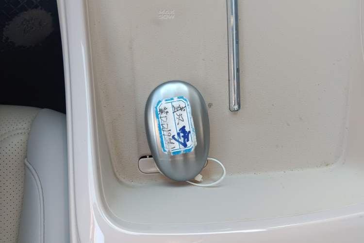 Used AION V 2024 Aion Tyrannosaurus 650 LiDAR Edition Interior 1