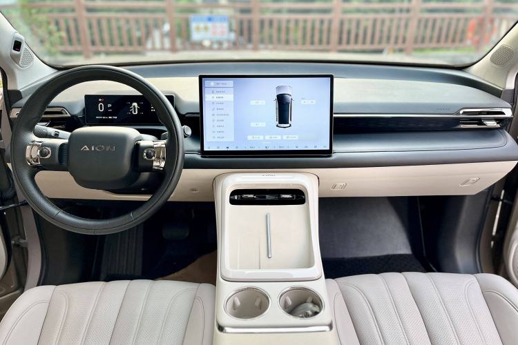 Used AION V 2024 Aion Tyrannosaurus 650 LiDAR Edition Interior 4