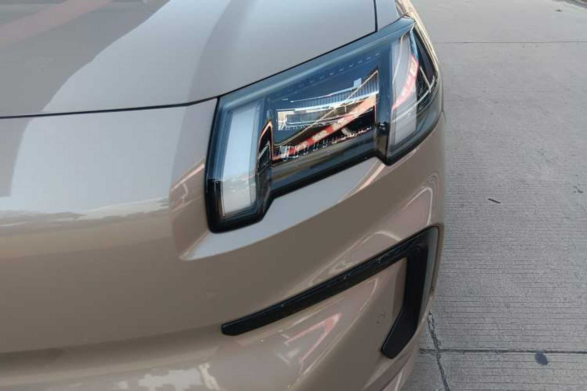 Used AION V 2024 Aion Tyrannosaurus 650 LiDAR Edition Left Front Headlight