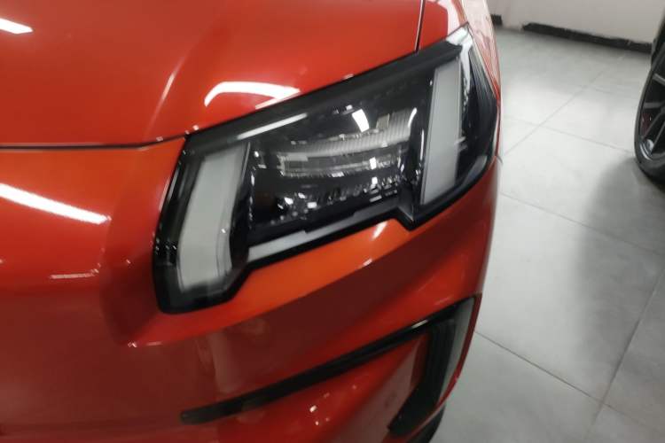 Used AION V 2024 Aion Tyrannosaurus 650 LiDAR Edition Left Front Headlight