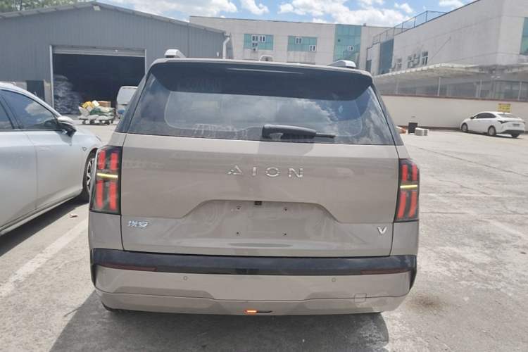 Used AION V 2024 Aion Tyrannosaurus 650 LiDAR Edition Rear