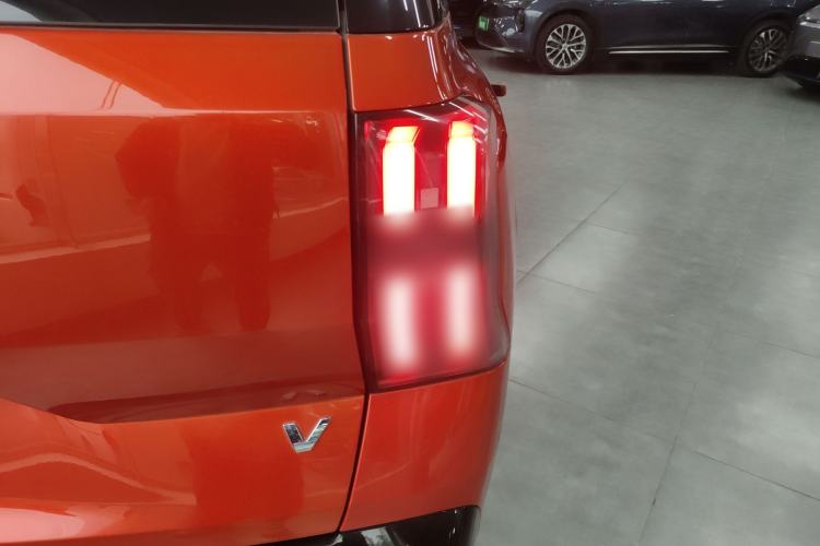 Used AION V 2024 Aion Tyrannosaurus 650 LiDAR Edition Right Rear Taillight