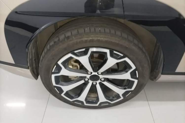 Used AION V 2024 Aion Tyrannosaurus 520 Smart Luxury Edition Right Rear Wheel Hub