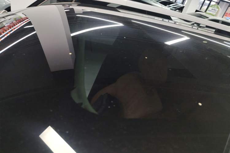Used AION V 2024 Aion Tyrannosaurus 520 Smart Luxury Edition Roof