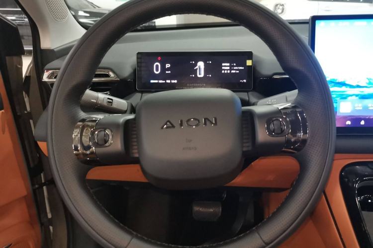 Used AION V 2024 Aion Tyrannosaurus 650 Smart Premium Edition Steering Wheel