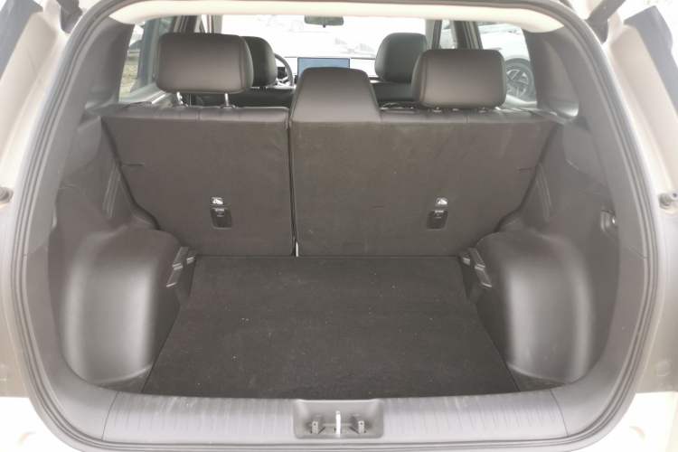 Used AION V 2024 Aion Tyrannosaurus 650 LiDAR Edition Trunk