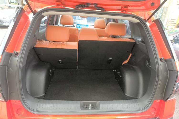Used AION V 2024 Aion Tyrannosaurus 650 Smart Luxury Edition Trunk