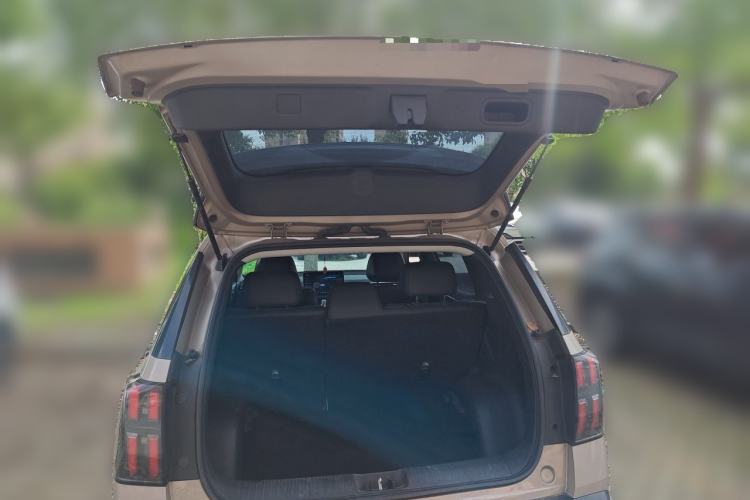 Used AION V 2024 Aion Tyrannosaurus 650 Smart Luxury Edition Trunk