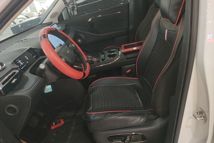 Used AION V 2025 Aion Tyrannosaurus 650 Smart Enjoy Edition Left Front Seat