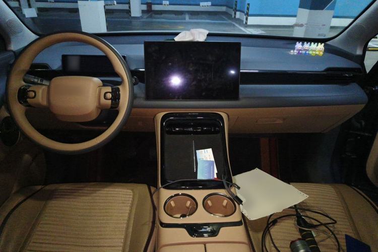 Used AION V 2026 Model Aion Tyrannosaurus Family Edition 520 Zhi Hao Edition Center Console