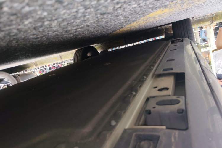 Used AION V 2026 Model Aion Tyrannosaurus Family Edition 650 Zhihao Edition Chassis Rear Left