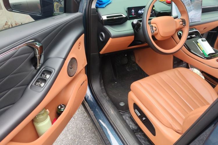 Used AION V 2026 Model Aion Tyrannosaurus Family Edition 650 Zhihao Edition Driver Seat