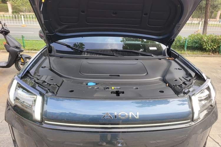 Used AION V 2026 Model Aion Tyrannosaurus Family Edition 650 Zhihao Edition Engine Bay