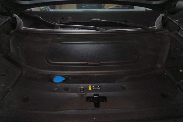 Used AION V 2026 Model Aion Tyrannosaurus Family Edition 520 Zhi Hao Edition Engine Bay