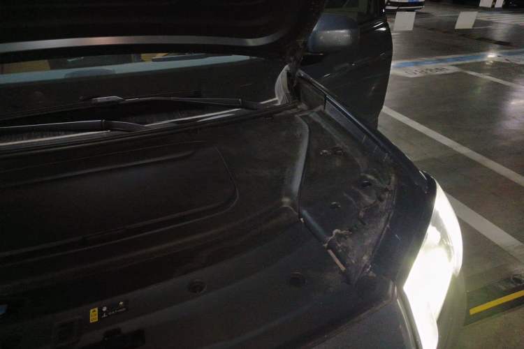 Used AION V 2026 Model Aion Tyrannosaurus Family Edition 520 Zhi Hao Edition Engine Bay Left