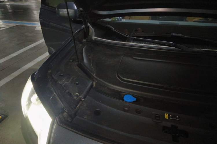 Used AION V 2026 Model Aion Tyrannosaurus Family Edition 520 Zhi Hao Edition Engine Bay Right