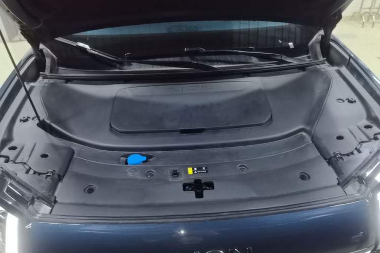 Used AION V 2026 Model Aion Tyrannosaurus Family Edition 520 Zhi Zun Edition Engine Bay