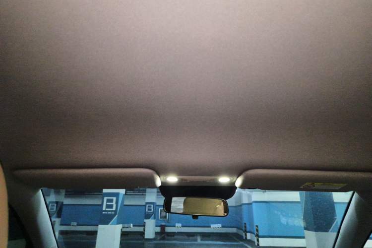 Used AION V 2026 Model Aion Tyrannosaurus Family Edition 520 Zhi Hao Edition Headliner
