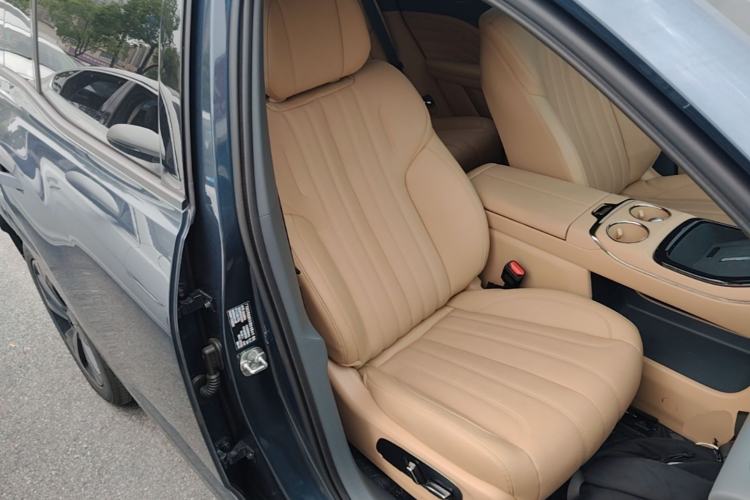 Used AION V 2026 Model Aion Tyrannosaurus Family Edition 650 Zhi Zun Edition Right Front Seat