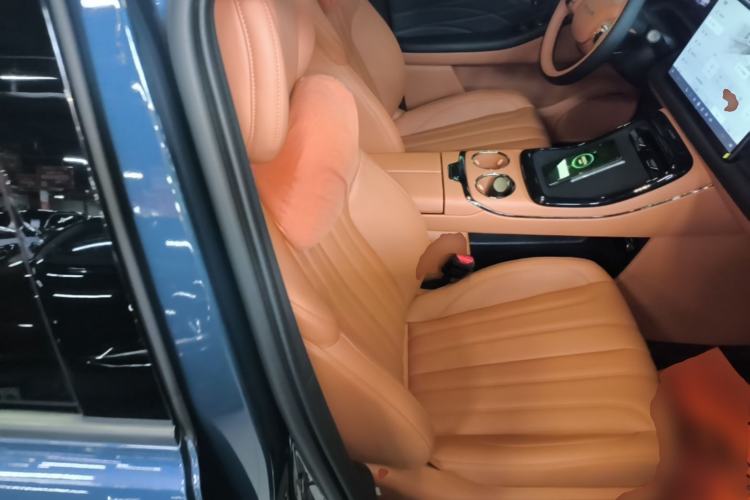 Used AION V 2026 Model Aion Tyrannosaurus Family Edition 650 Zhihao Edition Right Front Seat
