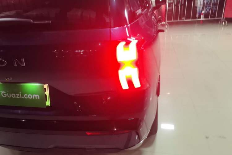 Used AION V 2026 Model Aion Tyrannosaurus Family Edition 520 Zhi Zun Edition Right Rear Taillight