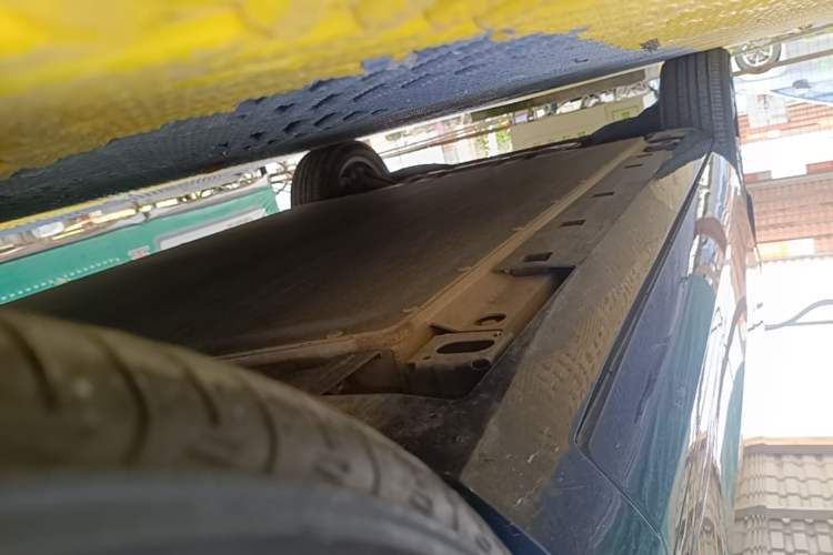 Used AION V 2026 Model Aion Tyrannosaurus Family Edition 520 Zhi Zun Edition Right Side Sill