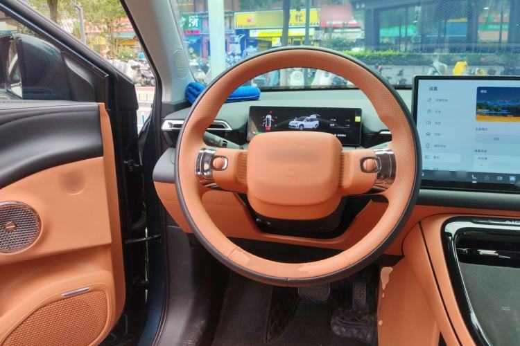 Used AION V 2026 Model Aion Tyrannosaurus Family Edition 650 Zhihao Edition Steering Wheel