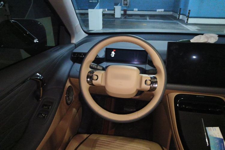Used AION V 2026 Model Aion Tyrannosaurus Family Edition 520 Zhi Hao Edition Steering Wheel